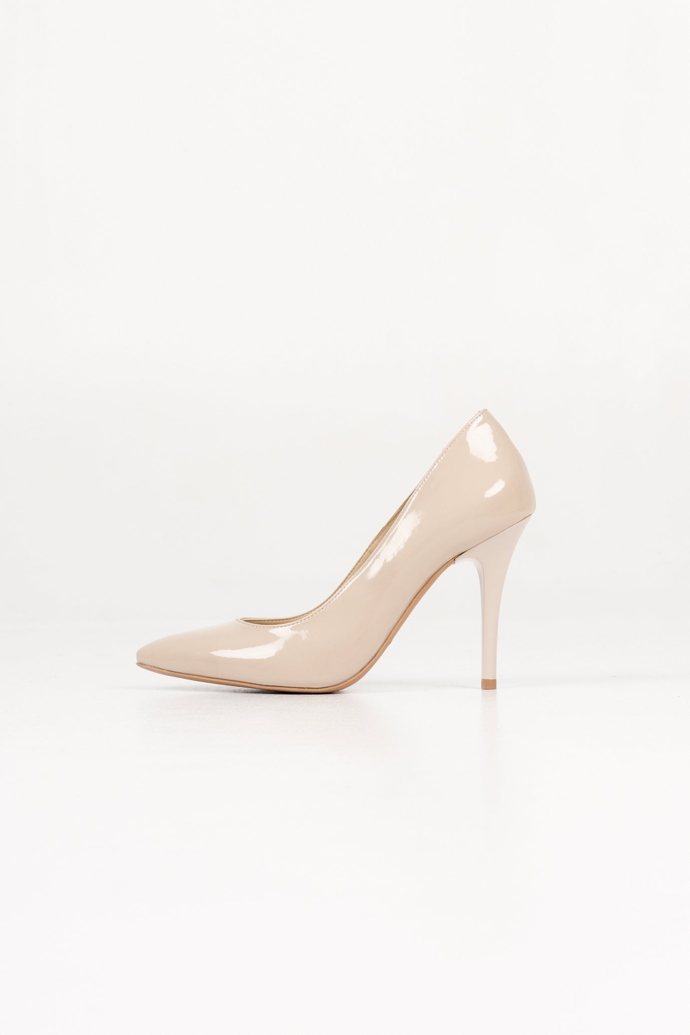 Pump OUTLET - Beige patent vegan leather stiletto pump